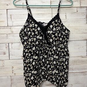 No Boundaries XL 15/17 floral tank top black lace trim spring summer